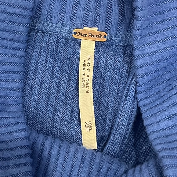 NWT Free People Prism Sweater Blue Bell Combo Size XS - Picture 6 of 12